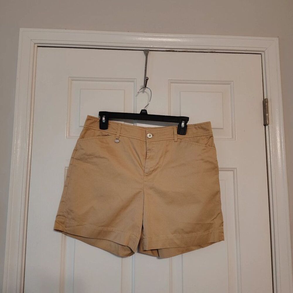 Women's Ralph Lauren Shorts Size 8